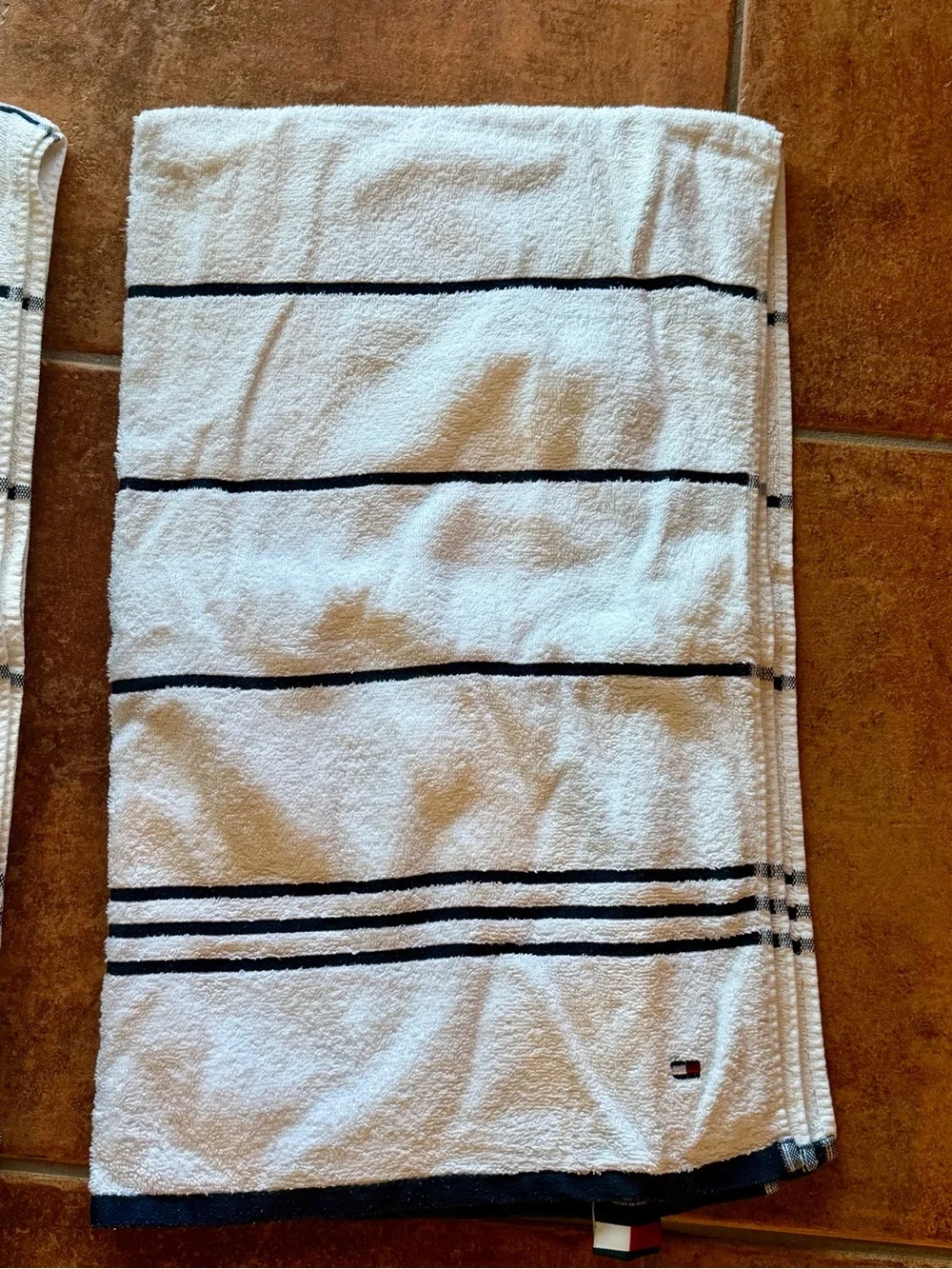 Tommy Hilfiger Flag 2 Bathroom Towel Set 100% Micro Cotton White Blue Stripe